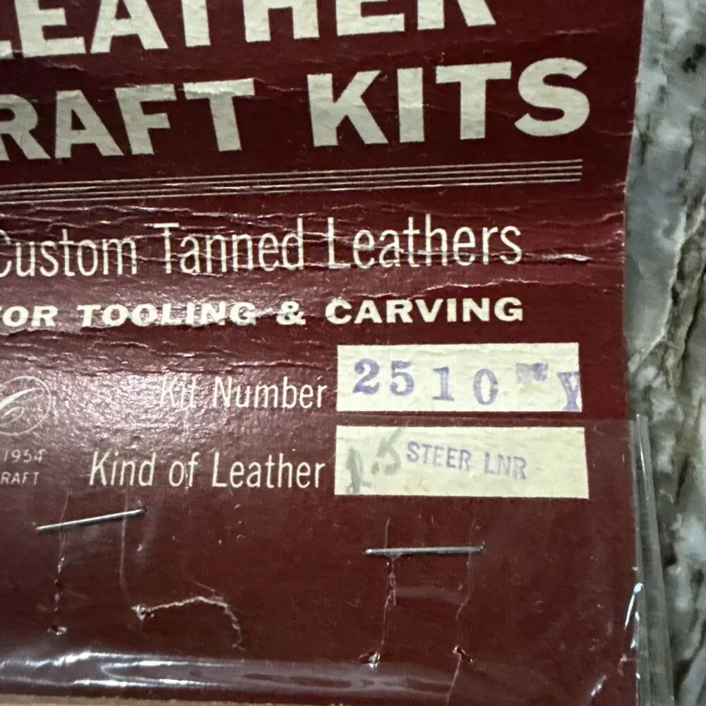 NOS Vintage Griffin Craft Leather Bilfold Kit #2510